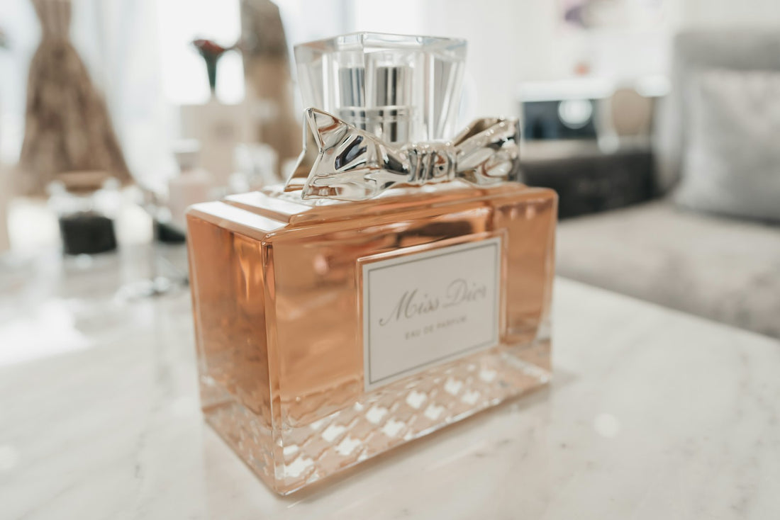 Tester vs parfum original: care e diferența?